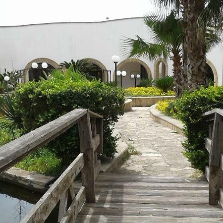 Hôtel Giardini Di Venere à Torre San Giovanni Extérieur photo
