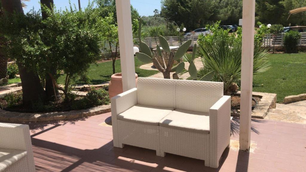 Hôtel Giardini Di Venere à Torre San Giovanni Extérieur photo