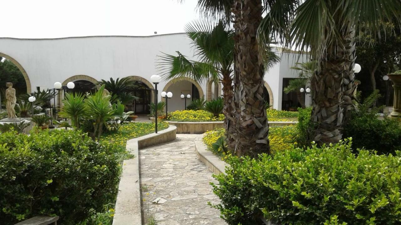 Hôtel Giardini Di Venere à Torre San Giovanni Extérieur photo